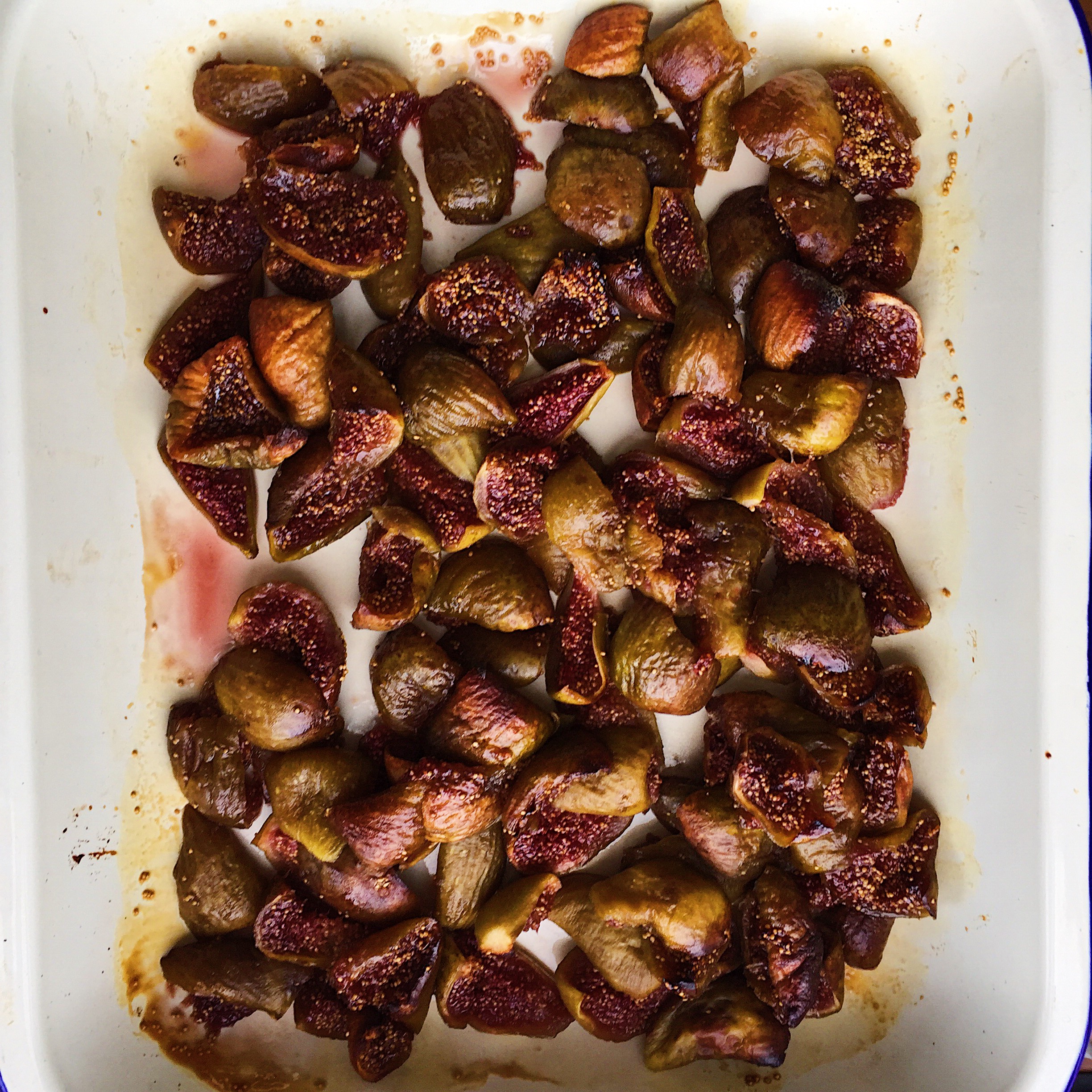 fresh-figs-tray-roast-honey