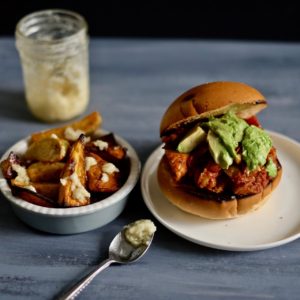 vegan-pulled-jackfruit-burger